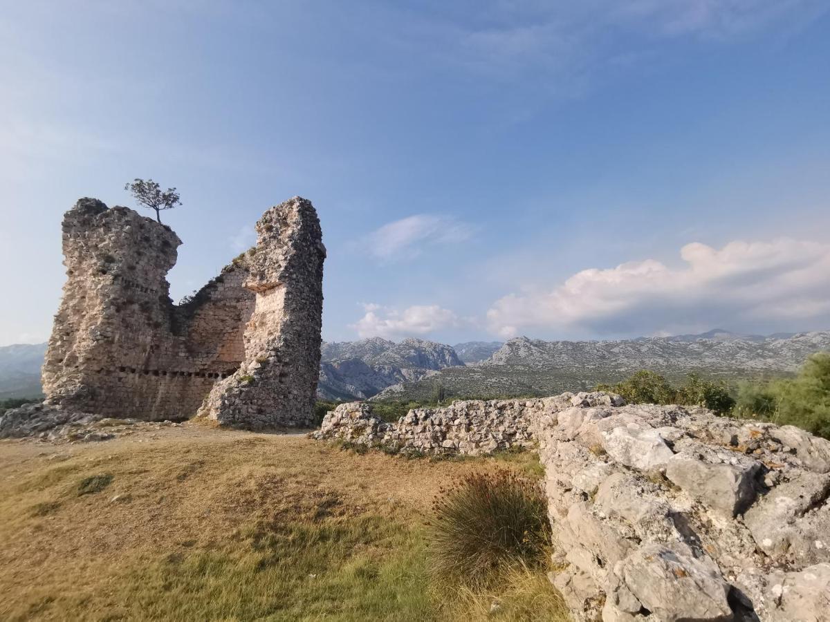 Old Town Paklenica Apartment Starigrad Paklenica Ngoại thất bức ảnh