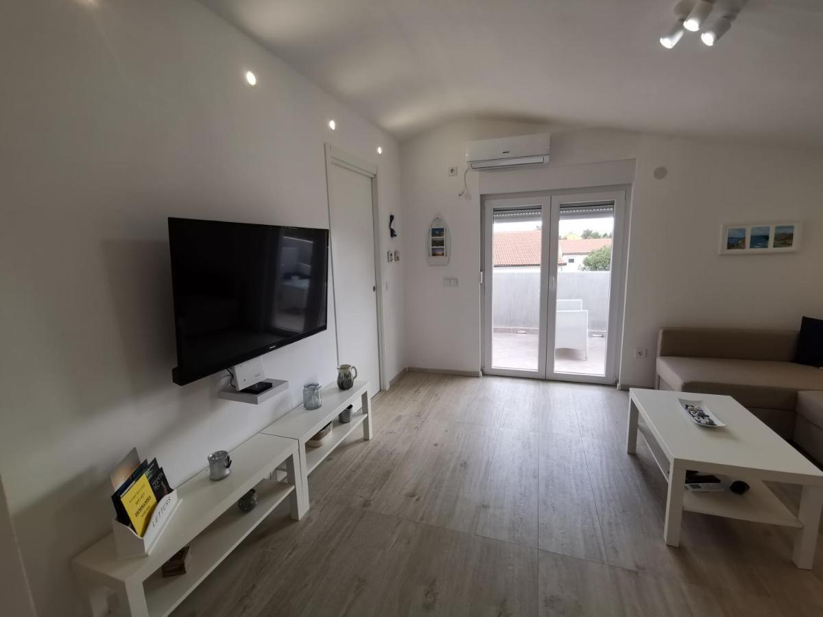 Old Town Paklenica Apartment Starigrad Paklenica Ngoại thất bức ảnh