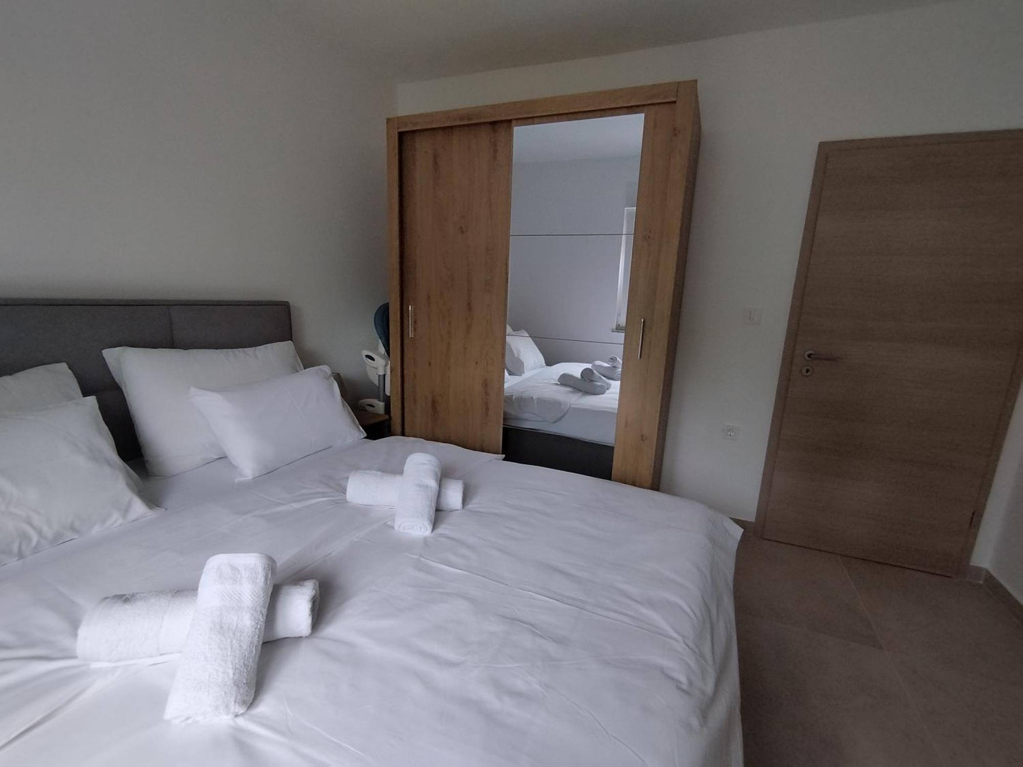 Old Town Paklenica Apartment Starigrad Paklenica Phòng bức ảnh